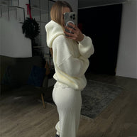 Damen Strickanzug mit lässigem Schnitt und modernem Hoody WW