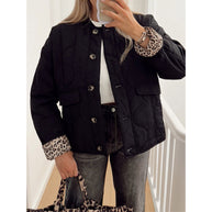 Damen Steppjacke mit kunstvollem Muster und praktischen Taschen WW