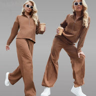 Damen sportliches Fleece-Set mit hohem Kragen und weitem Bein WW