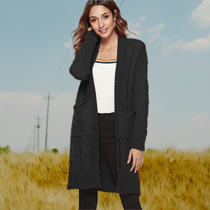 Damen Strickmantel mit großen Taschen und eleganten Zopfmustern WW