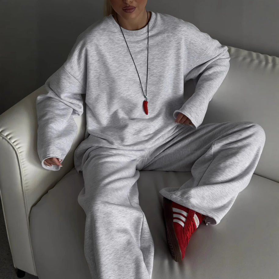 Damen Bequemer und stylischer Oversize Sweat-Anzug mit elastischem Bund WW