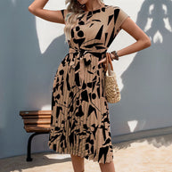 Damen Midikleid mit angesagtem geometrischem Mustermix und taillierbarem Gürtel WW