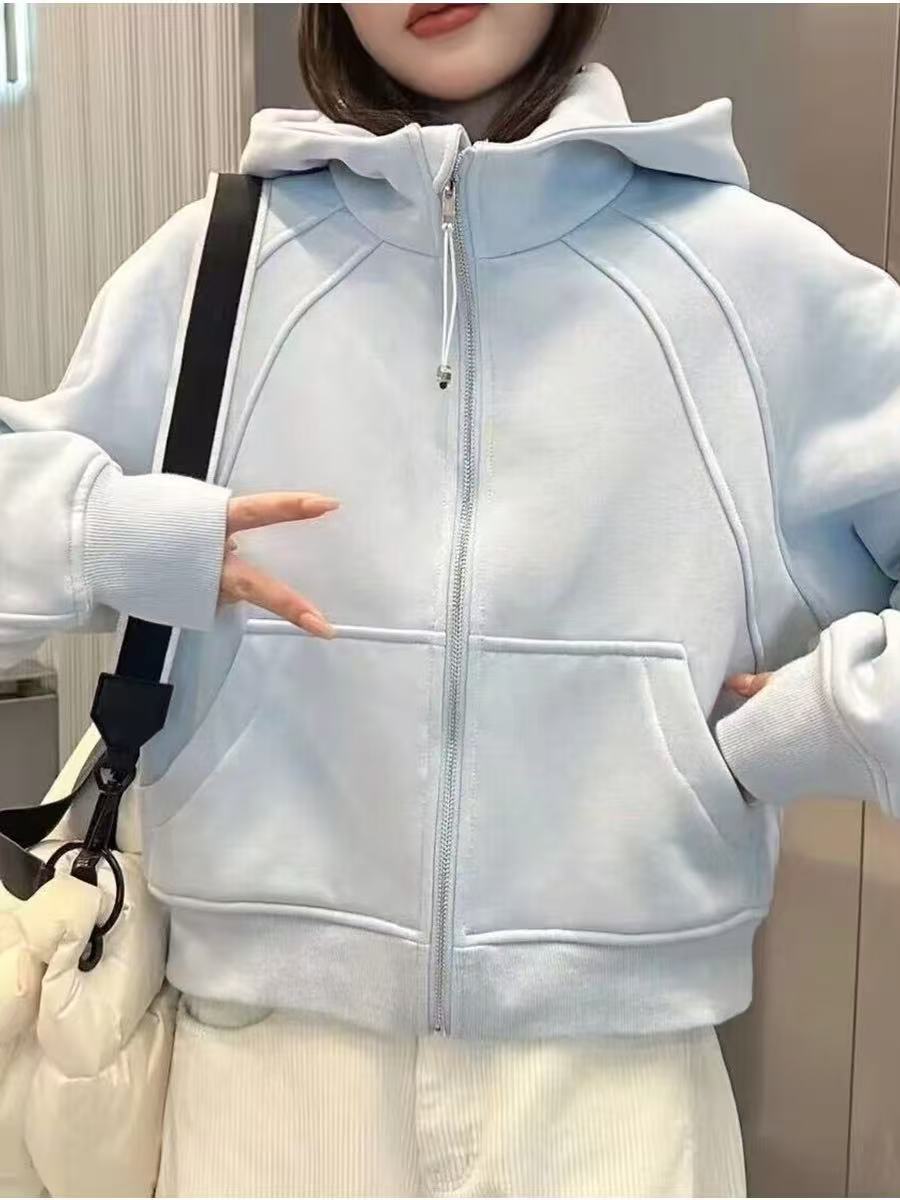 Lässige lockere Damenjacke mit Kapuze