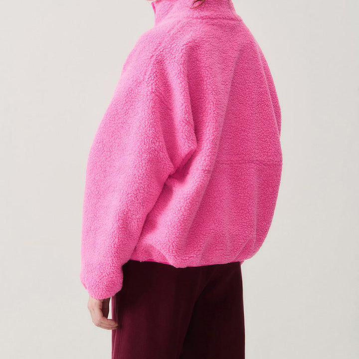 Damen Flauschige Fleecejacke mit hohen Kragen und seitlichen Taschen W&W Mode
