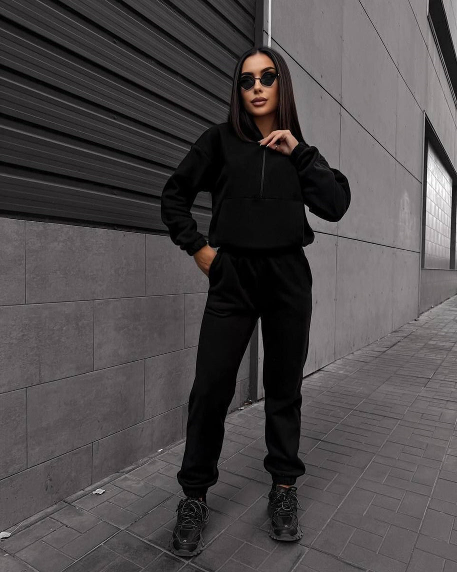 Damen Sportlicher Kapuzenpullover mit bequemen Jogginghosen WW