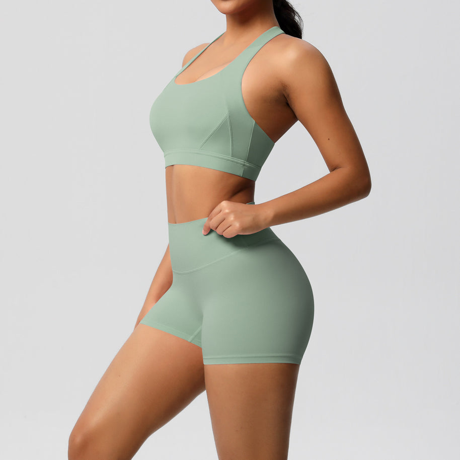 Damen Sport-BH und Hochbund-Shorts Set mit nahtloser Verarbeitung und atmungsaktiven Materialien WW