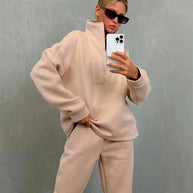 Damen Sportliche Pullover-Set mit hohem Kragen WW