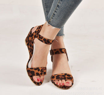 Damen elegante Sandalen mit komfortablem Fußbett WW