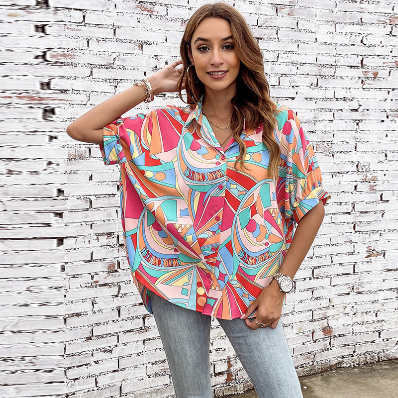 Damen farbenfrohe Bluse mit geometrischem Muster und modischer Knopfleiste WW