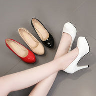 Damen Plateau-Pumps mit glänzendem Obermaterial und ergonomischem Fußbett W&W