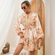 Damen Sommerliches Blumenkleid mit eleganter Taillenschnürung und langen Ärmeln WW