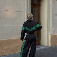 Damen sportlicher Funktionsanzug mit hohem Kragen und elastischen Bündchen WW