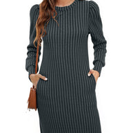 Damen Pulloverkleid mit Rüschendetails und seitlichen Taschen WW