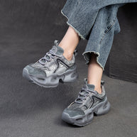 Damen Sportliche Chunky Sneakers mit stilvollem Oberflächen-Design und dämpfendem Sohlenprofil WW