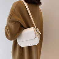 WW | Elegante handgefertigte Lederhandtasche