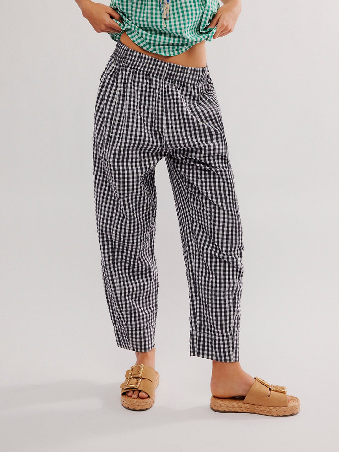 Damenhose mit Karomuster, mittlerer Taille und Taschen