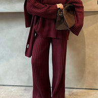 Damen Strickanzug mit weitem Schnitt und eleganten Rippdetails WW