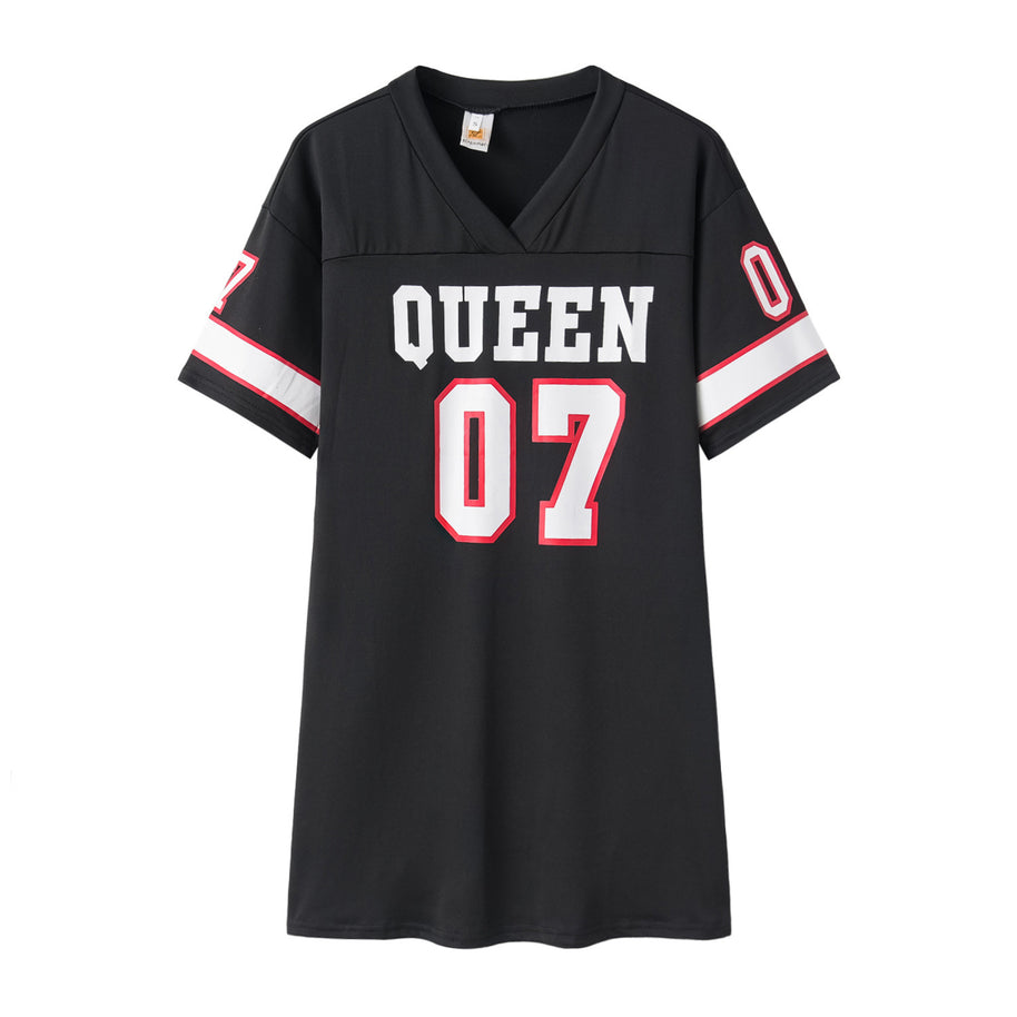 Damen Sportliches Oversized T-Shirt mit V-Ausschnitt und Druckdetails W&W