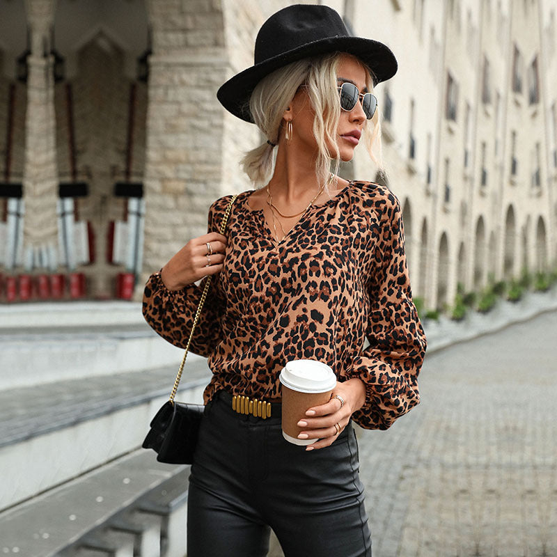Damen Bluse mit einzigartigem Leopardenmuster und voluminösen Ärmeln WW