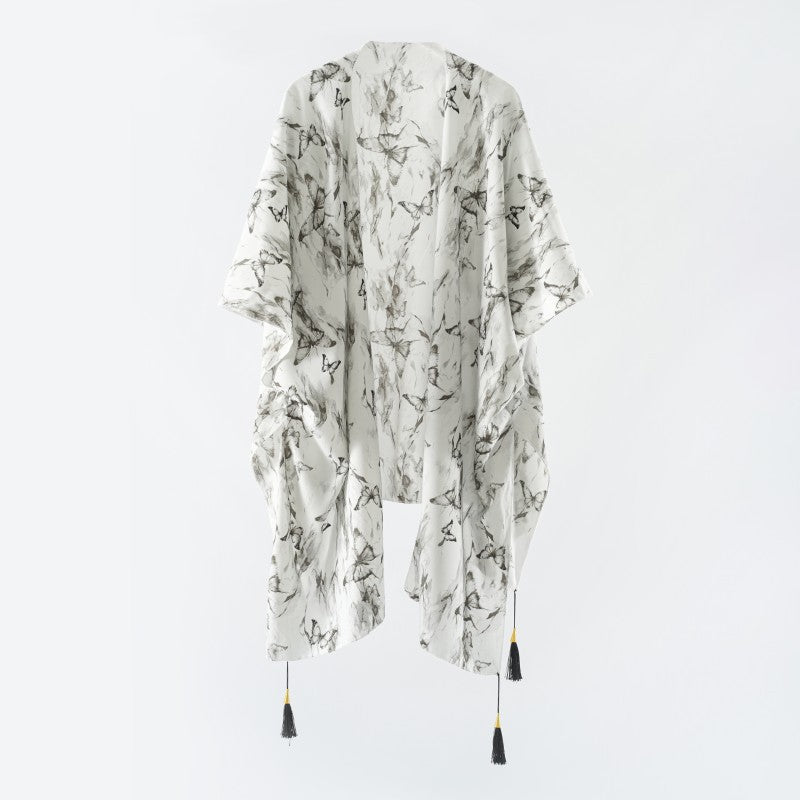 Damen eleganter Kimono mit kunstvollem floralem Muster und fransigen Kanten WW