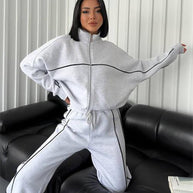 Damen Sportliches Wohlfühl-Set mit hohem Kragen und weitem Schnitt WW