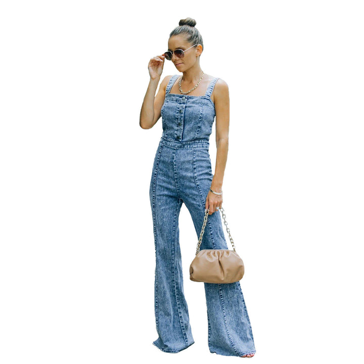 Damen Jumpsuit im lässigen Denim-Look mit weit geschnittenem Beinen und dekorativen Knöpfen W&W Mode