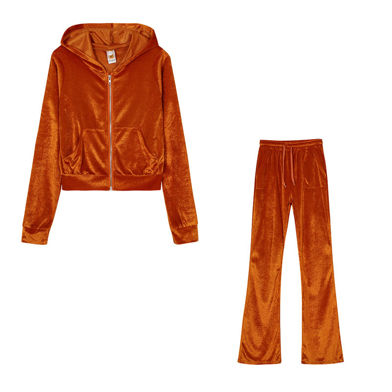 Damen Sportliches Set aus samtiger Kapuzenjacke und weiten Jogginghosen WW