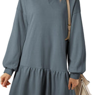 Damen Pulloverkleid mit Volant-Saum und lässigem Schnitt WW