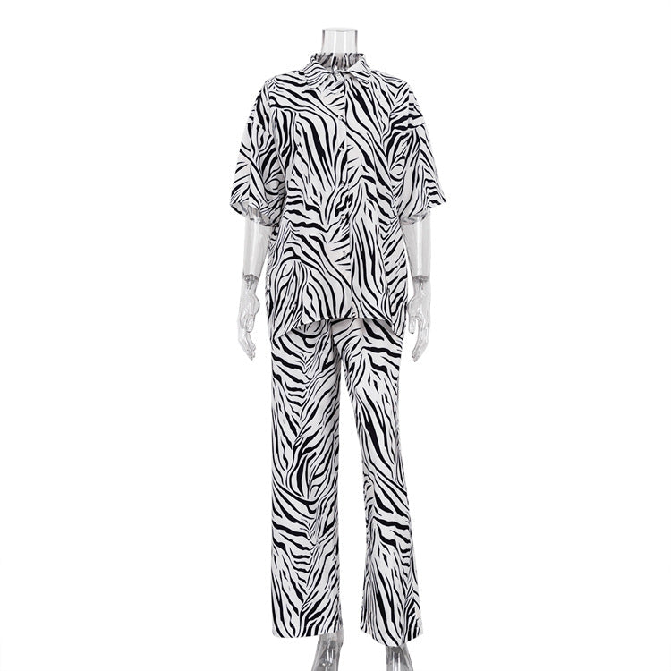 WW-Zebra-gestreifter Anzug