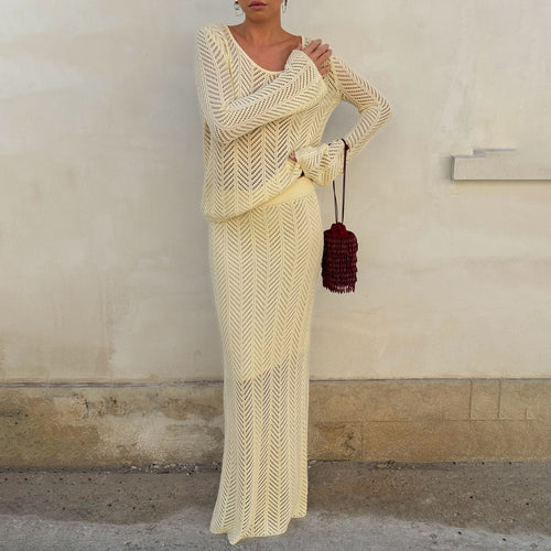 Damen Strickanzug mit raffinierten Häkelmustern WW