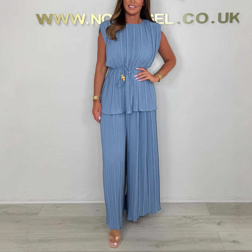 W&W Mode | Eleganter Plissierter Jumpsuit Aus Einem Stück