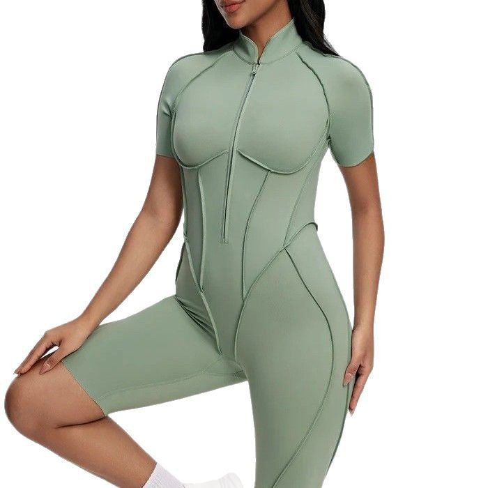 Damen sportlicher Einteiler mit Reißverschluss und kurzen Ärmeln WW