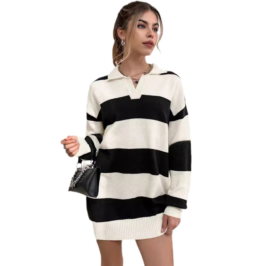 Damen Pullover-Kleid mit modernem Streifenmuster und detailreicher Knopfleiste WW