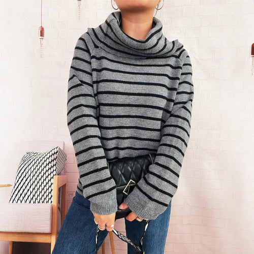 Damen Pullover mit weichem Kragen und dekorativen Knöpfen WW