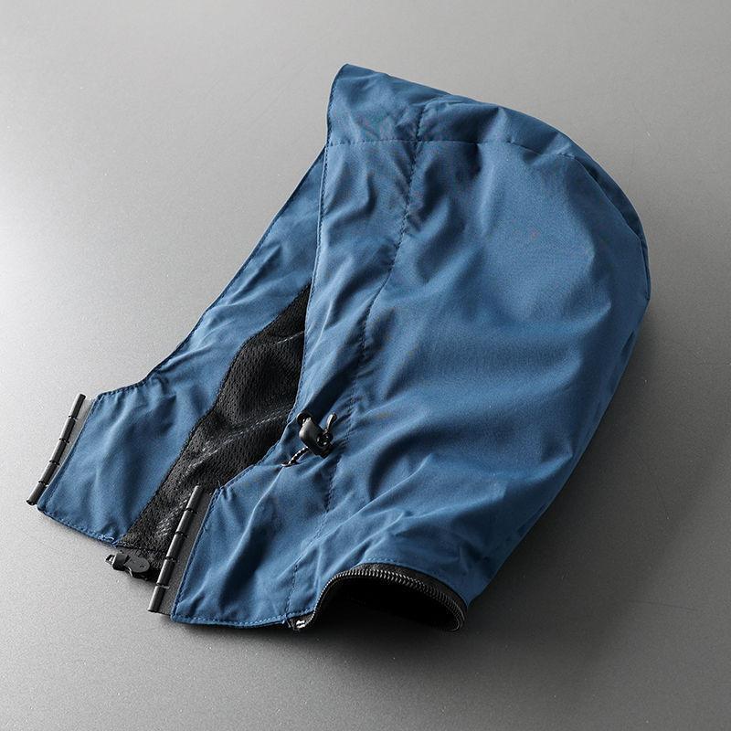 Unisex-Jacke mit Kapuze aus wasserabweisendem Material
