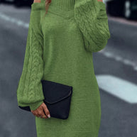 Damen Strickkleid mit hochgeschlossenem Kragen und offener Schulterpartie WW