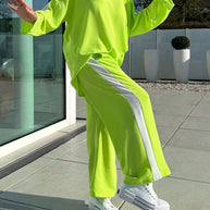 Damen Sportliches Freizeitanzugs-Set mit hohem Kragen und seitlichen Streifen WW