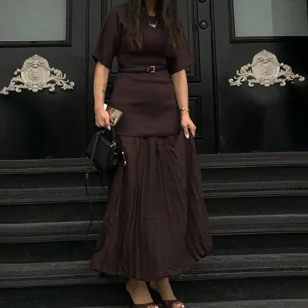 Damen Elegantes Maxikleid mit figurbetontem Oberteil und voluminösem Rock WW