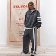 Damen Sportliches Sweater-Set mit seitlichen Streifen und hohem Kragen WW