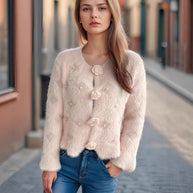 Damen Strickjacke mit floralen Applikationen und perlverzierter Detail WW