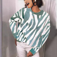 Damen Strickpullover mit modernem Streifenmuster und lässigem Schnitt WW