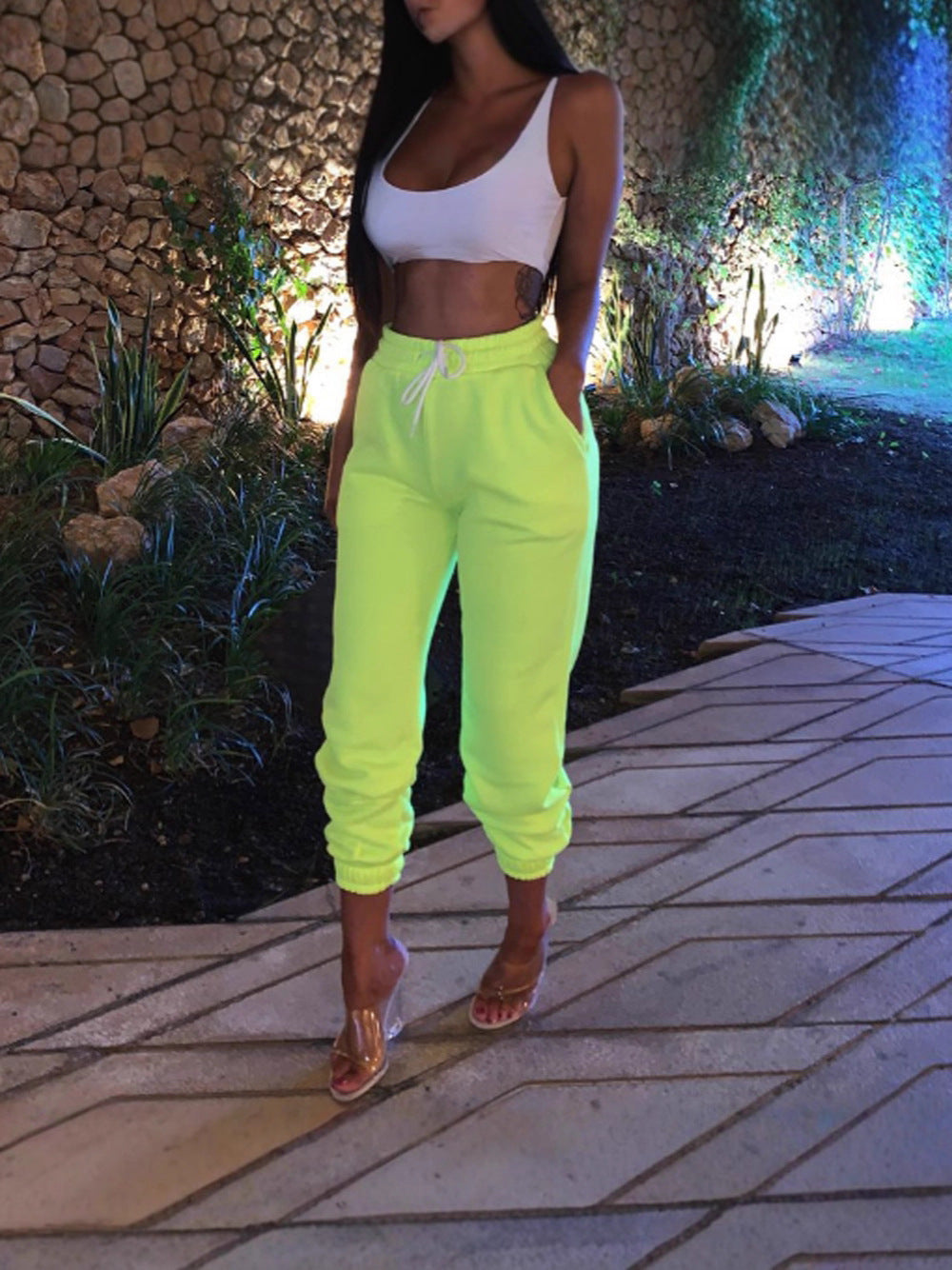 Damen Sporthose mit elastischem Bund und lässigem Schnitt WW