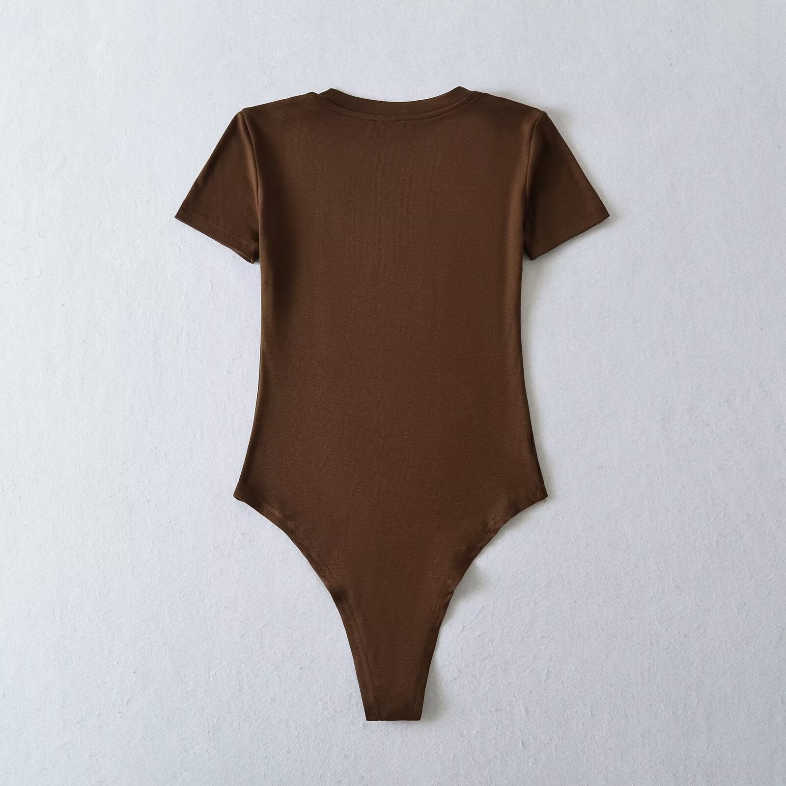 Damen Body mit tiefem V-Ausschnitt und kurzärmligem Design WW