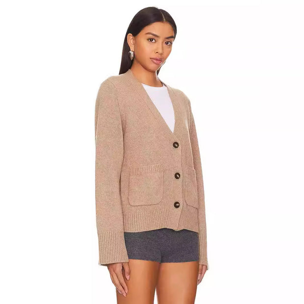 Damen Strickjacke mit V-Ausschnitt und großen Taschen WW