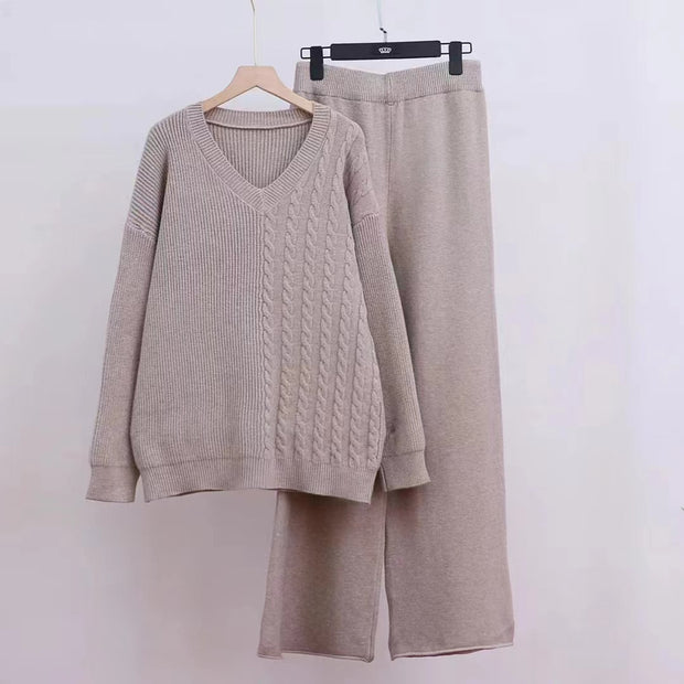 Damen Strickensemble mit feinem Zopfmuster und modernem Schnitt WW