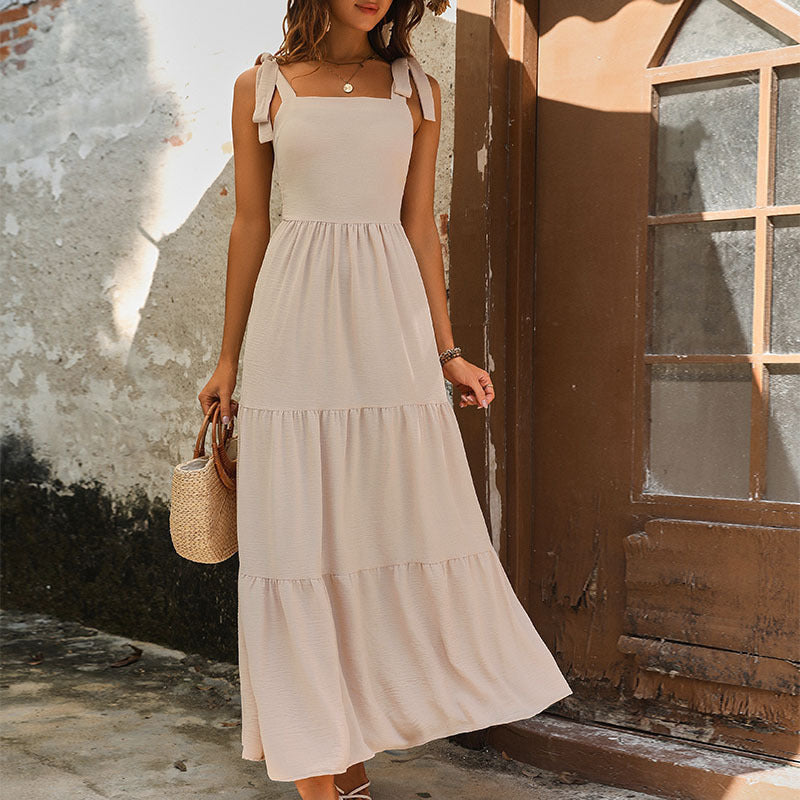 Damen Maxikleid mit verstellbaren Trägern und voluminösem Rock WW