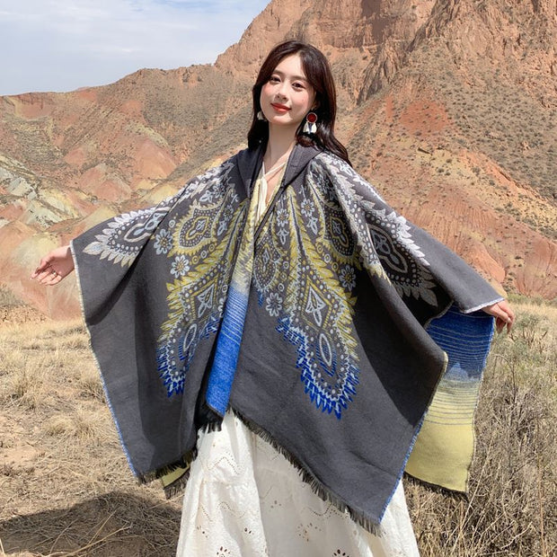 Damen Poncho mit Kapuze und kunstvollem Paisleymuster WW