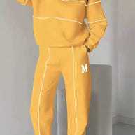 Damen sportlicher Lounge-Anzug mit hohem Kragen und elastischem Bund WW