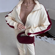 Damen sportliches Fleece-Anzug-Set mit mittellangem Reißverschluss und seitlichen Taschen WW