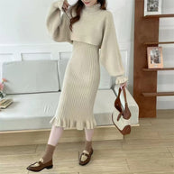 Damen Strickkleid mit hochgeschlossenem Kragen und Rippstruktur WW